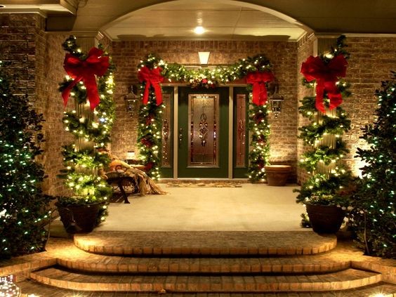 Εξωτερική χριστουγεννιάτικη διακόσμηση σπιτιού: 15 τέλειες ιδέες 