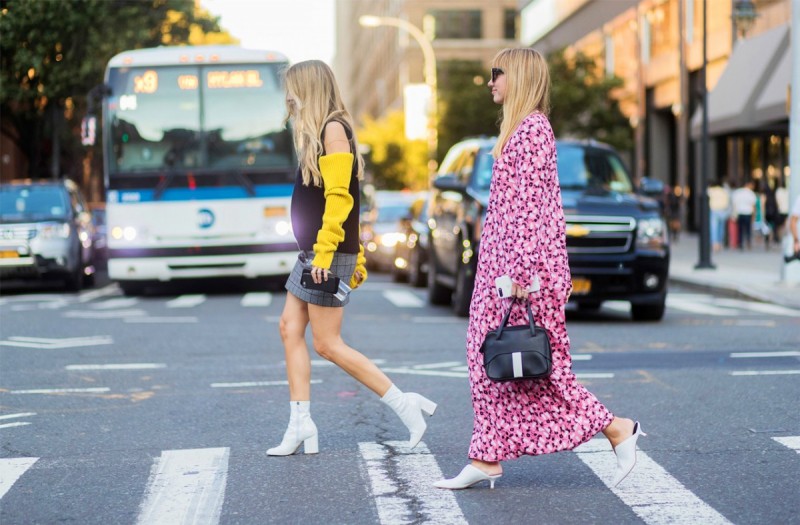 Τα 3 νέα χρώματα στα παπούτσια του χειμώνα που ταιριάζουν με όλα