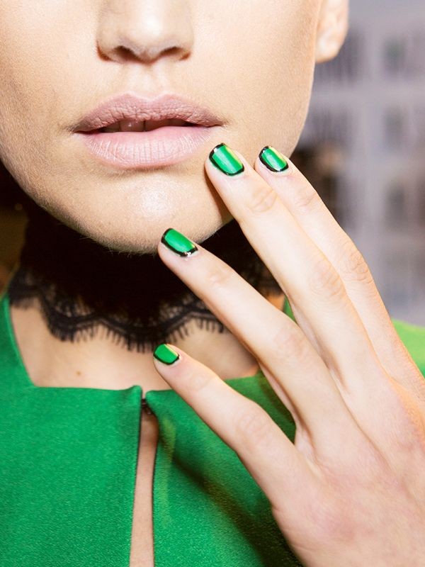Νύχια: Οι πιο δυνατές τάσεις της μόδας στο manicure, για την άνοιξη