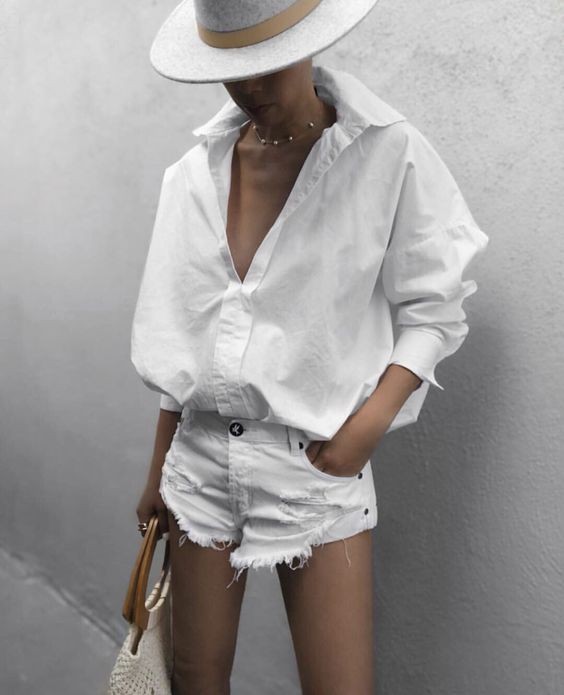 Πώς να φορέσεις το άσπρο πουκάμισο το καλοκαίρι