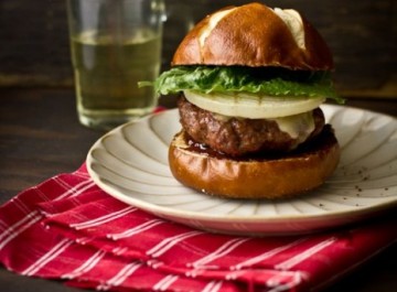 Τα μυστικά για ζουμερά και αφράτα μπιφτέκια