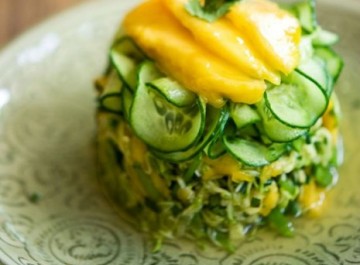 Ταϋλανδέζικη σαλάτα με μάνγκο